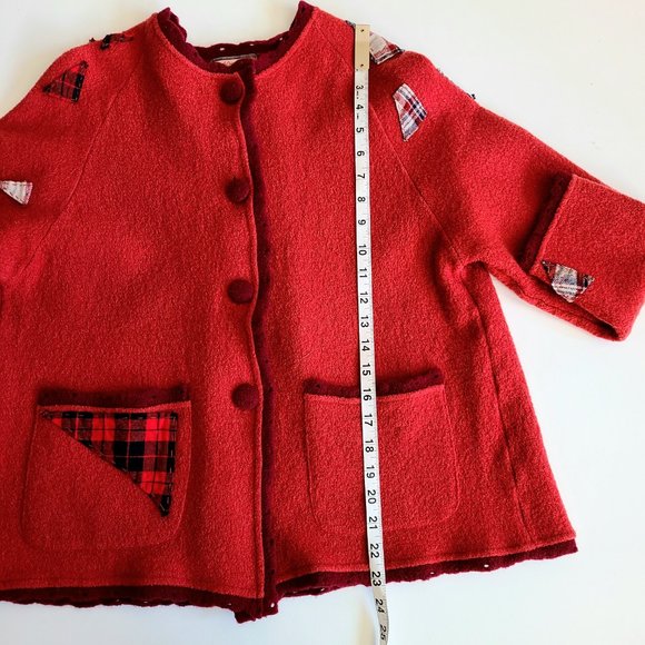 Vintage April Cornell red 100% wool sweater/cardigan with applique design. - Picture 8 of 9